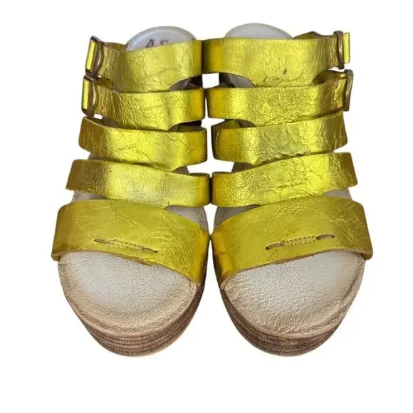 AS 98 Gold Leather Platform Block Chunky Heel Slides Slip On Sandals sz 40 9 9.5